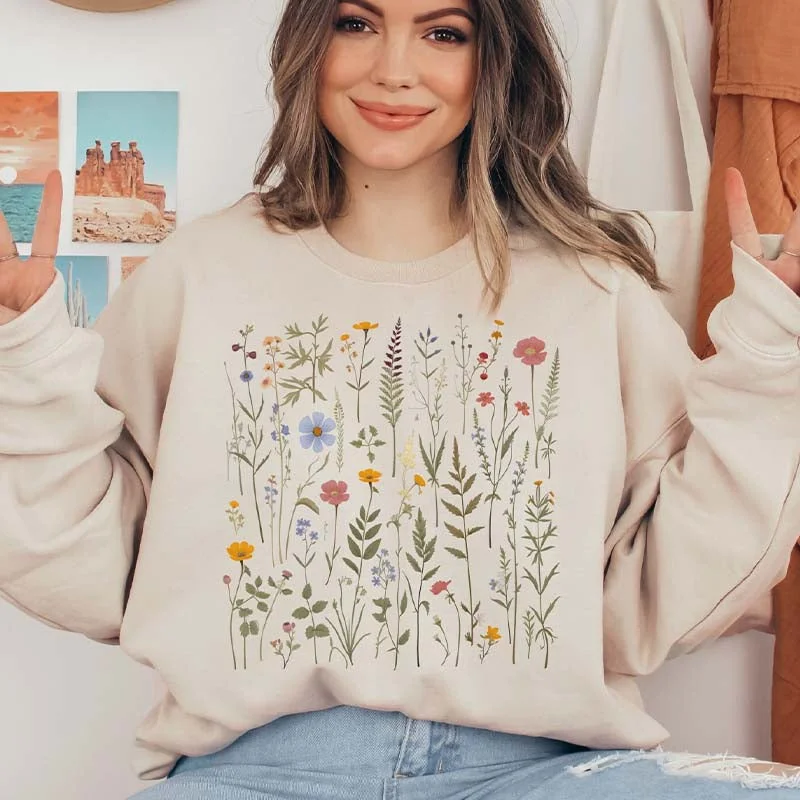 Dried Wildflower Boho Nature Lover Sweatshirt