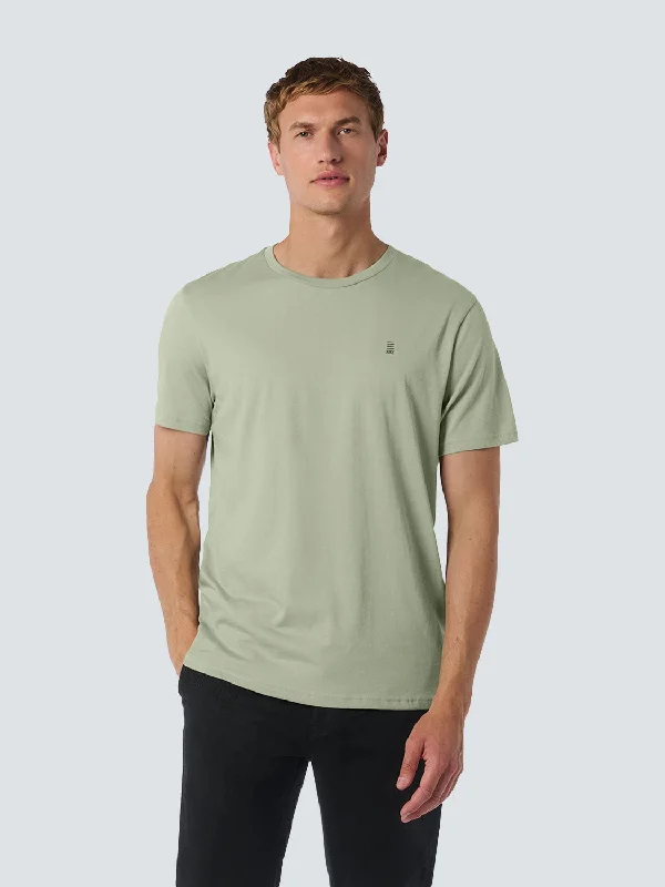 Basic T-Shirt: The Perfect Choice for Everyday Use | Smoke