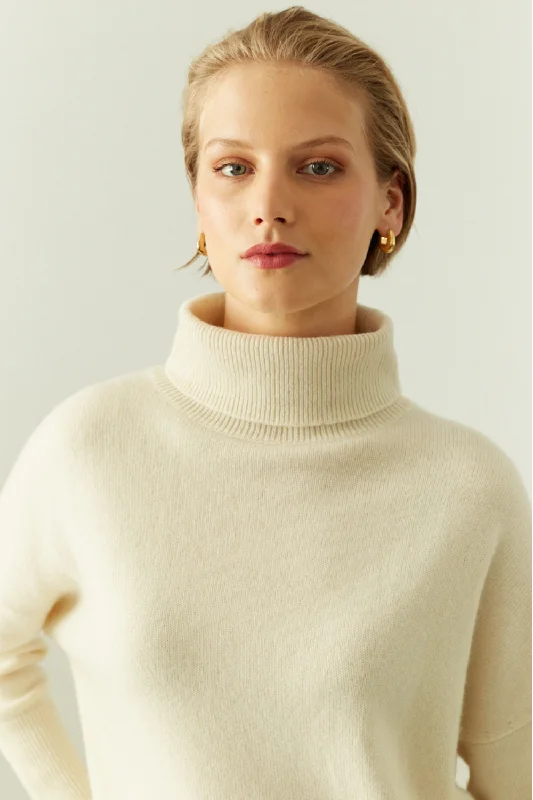 Cream Cashmere Rollneck Sweater